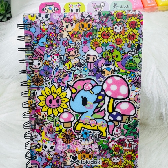 Unicorn Bundle Notebook & Mini Bear Highlighters w/ Mini Pouch - Picture 9 of 12